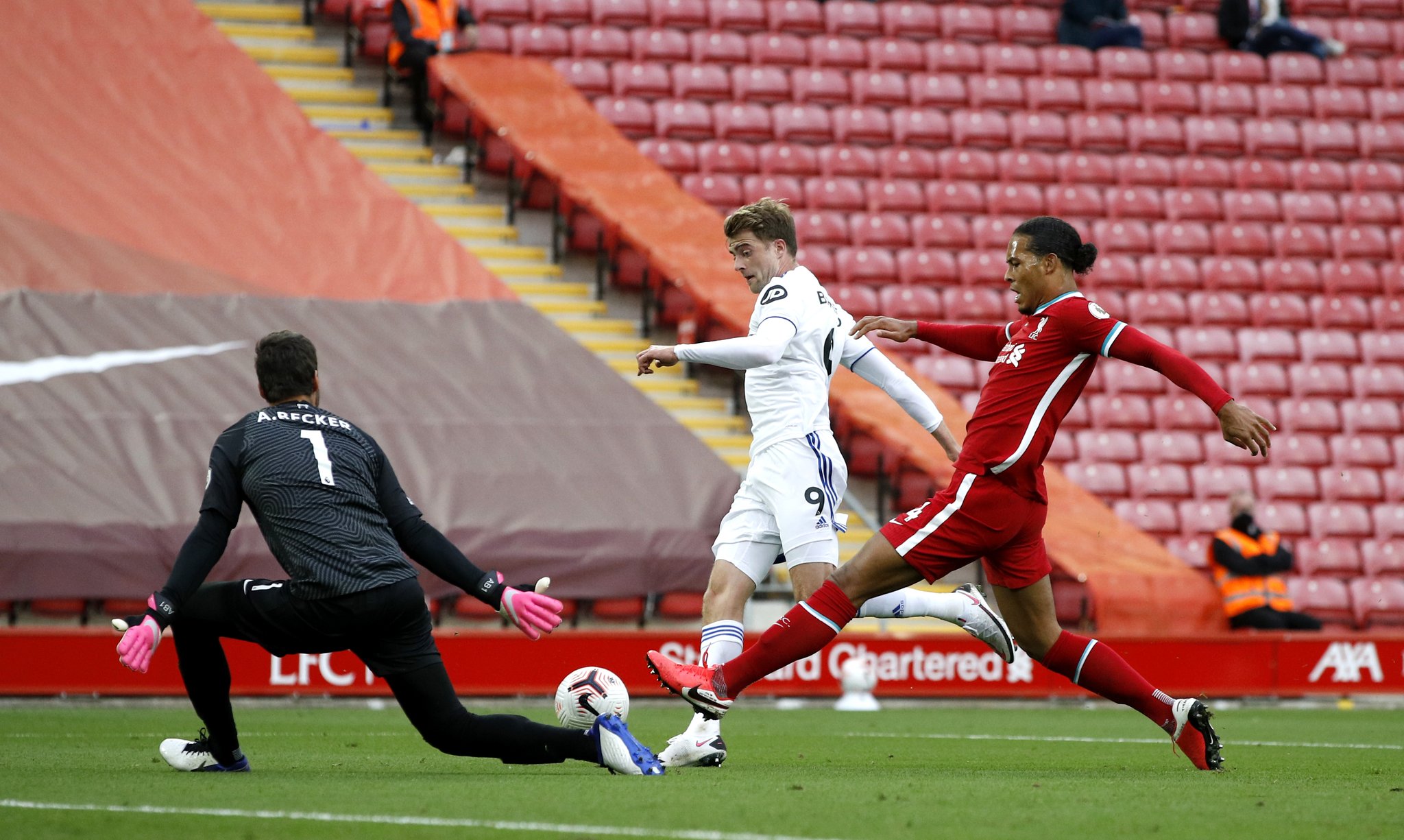 帕雷德斯不 帕雷德斯不